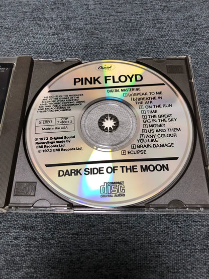 Pink Floyd – The Dark Side of the Moon – US Capitol CD – actual item photograph 2
