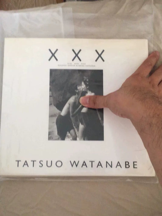 Tatsuo Watanabe – Kiss Kiss Kiss XXX 1994 First Edition Photo Book