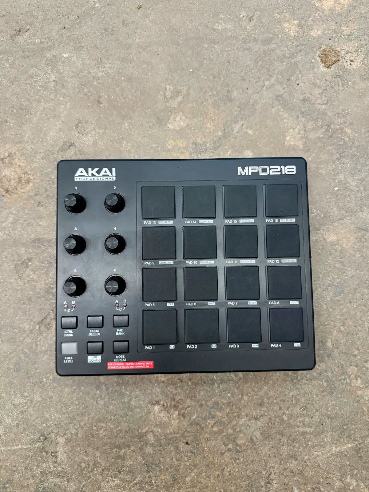 Akai MPD218 – Black & Red MIDI Pad Controller – actual item photograph 1