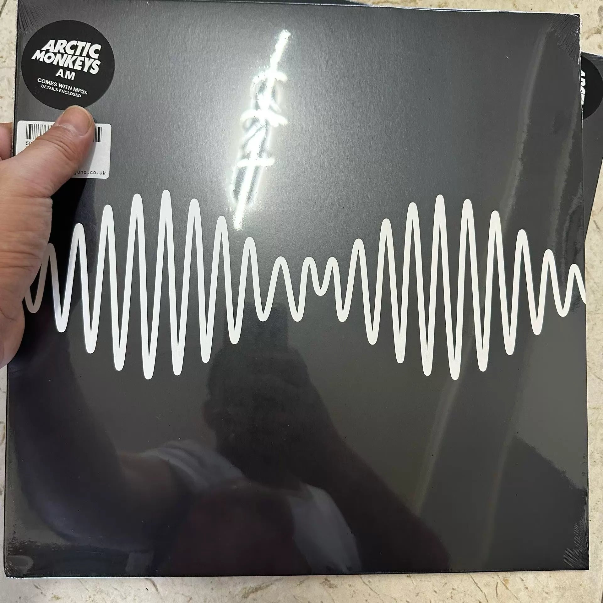 Arctic Monkeys – AM – Standard Black Vinyl (LP) — photo 2
