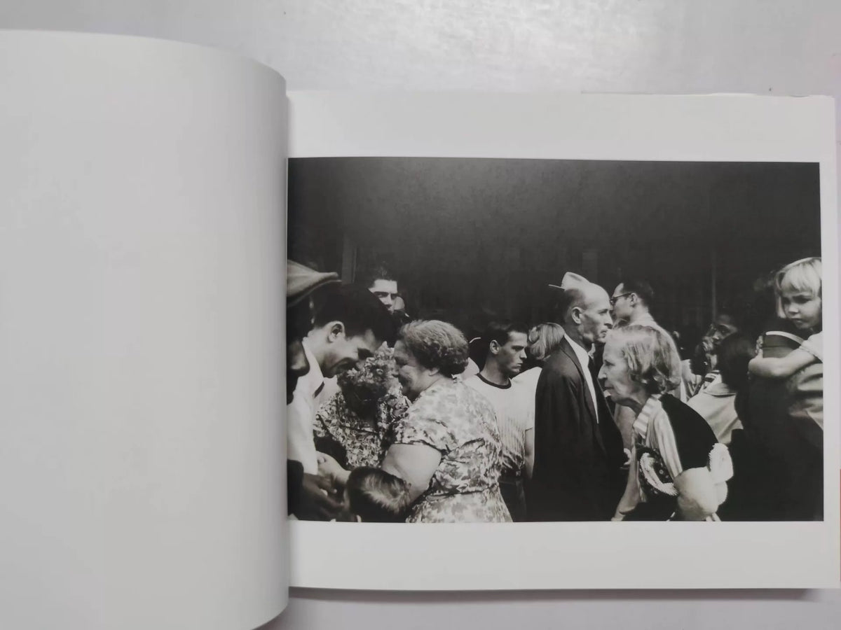 Robert Frank – The Americans – STEIDL Hardcover Photography Book — product detail 3