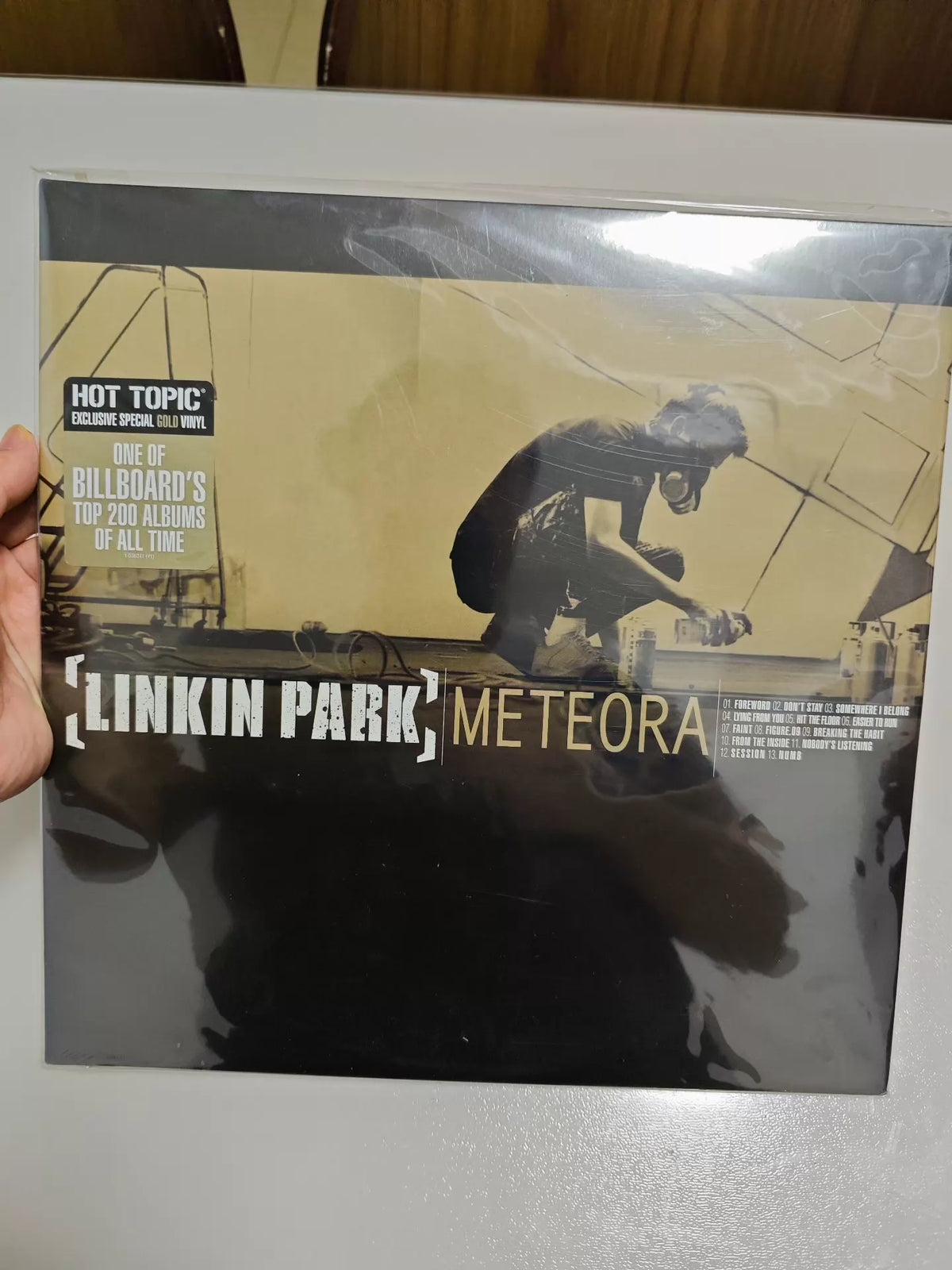 Linkin Park – Meteora 2013 Hot Topic Gold Vinyl LP — front view