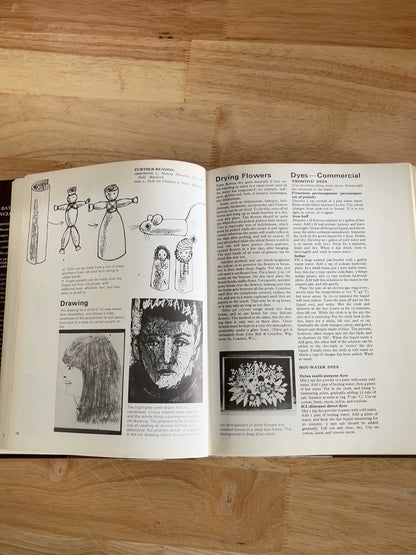 The Batsford Encyclopaedia of Crafts – 1978 Hardcover – photo 5