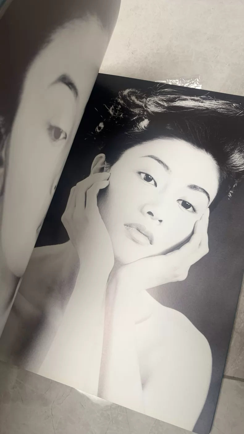 Michelle Reis Photo Book — detail 3