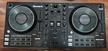 Numark Mixtrack Platinum FX – DJ Controller with Carry Bag – actual item photograph 2