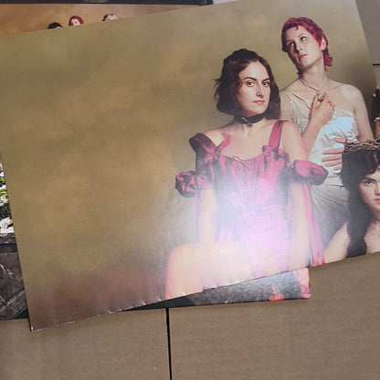 The Last Dinner Party – Prelude to Ecstasy – Japanese Red Vinyl with Signed Card – detail 8