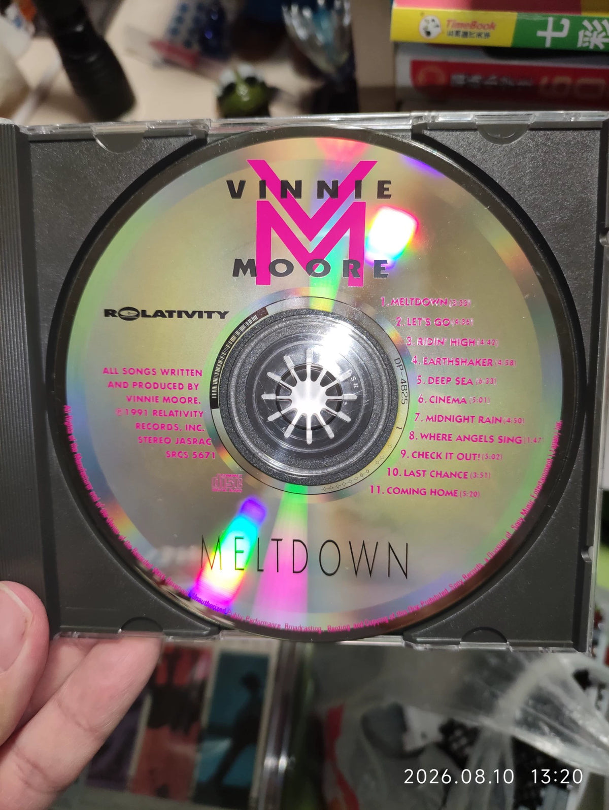 Vinnie Moore – Meltdown – Japanese CD – actual item photograph 4