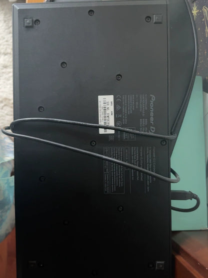 Pioneer DJ DDJ-200 – Compact DJ Controller – actual item photograph 2