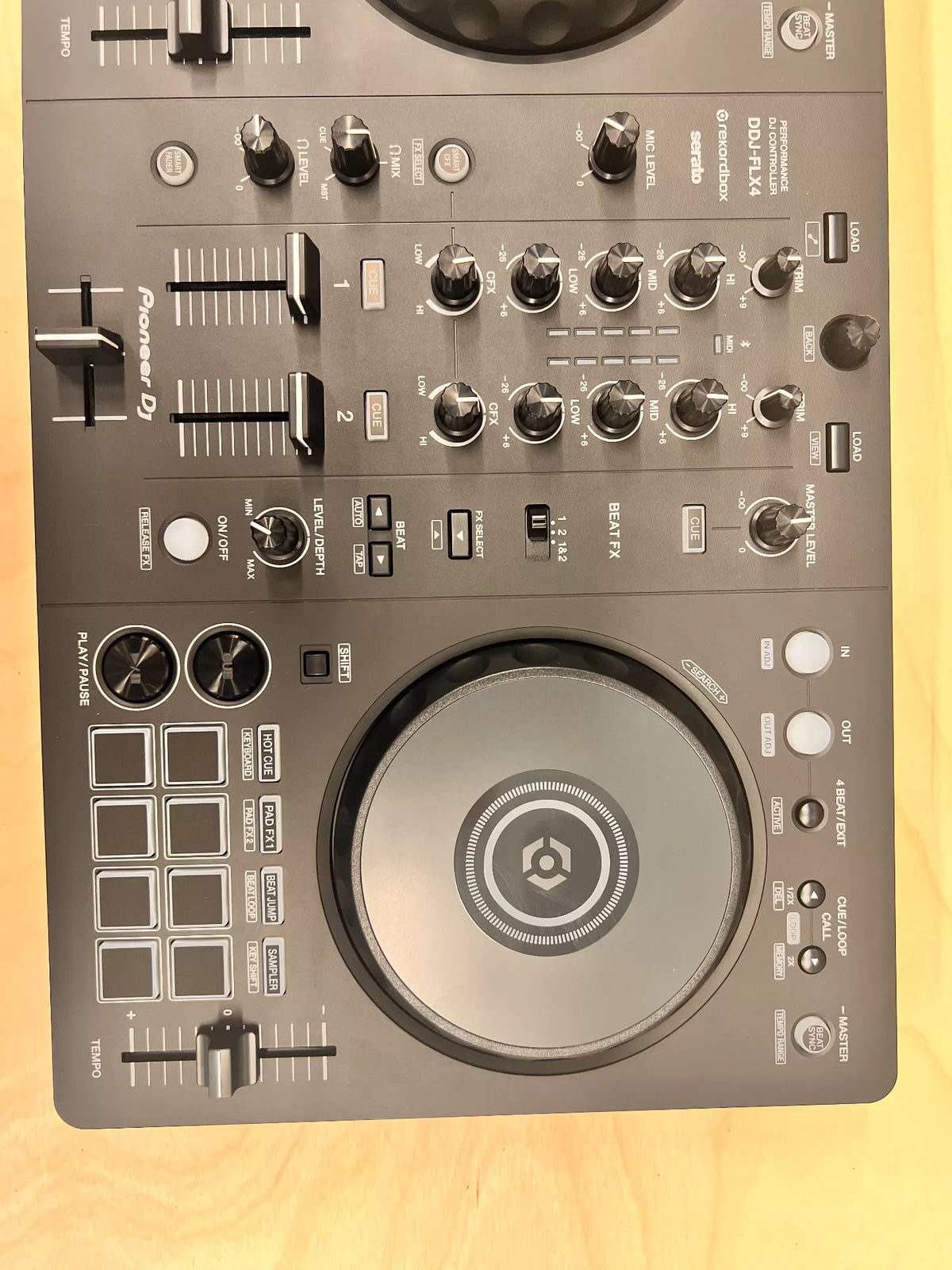 Pioneer DJ DDJ-FLX4 – Boxed Controller, Open Box – detail 3