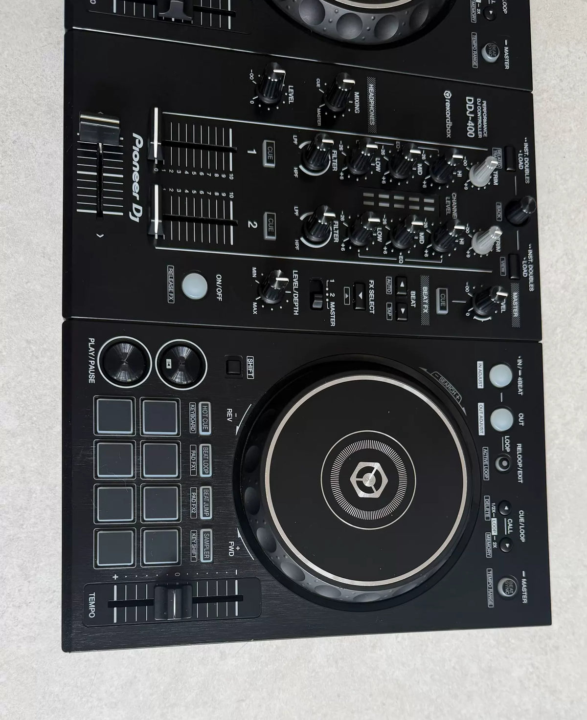 Pioneer DJ DDJ-400 – Used DJ Controller – actual item photograph 3