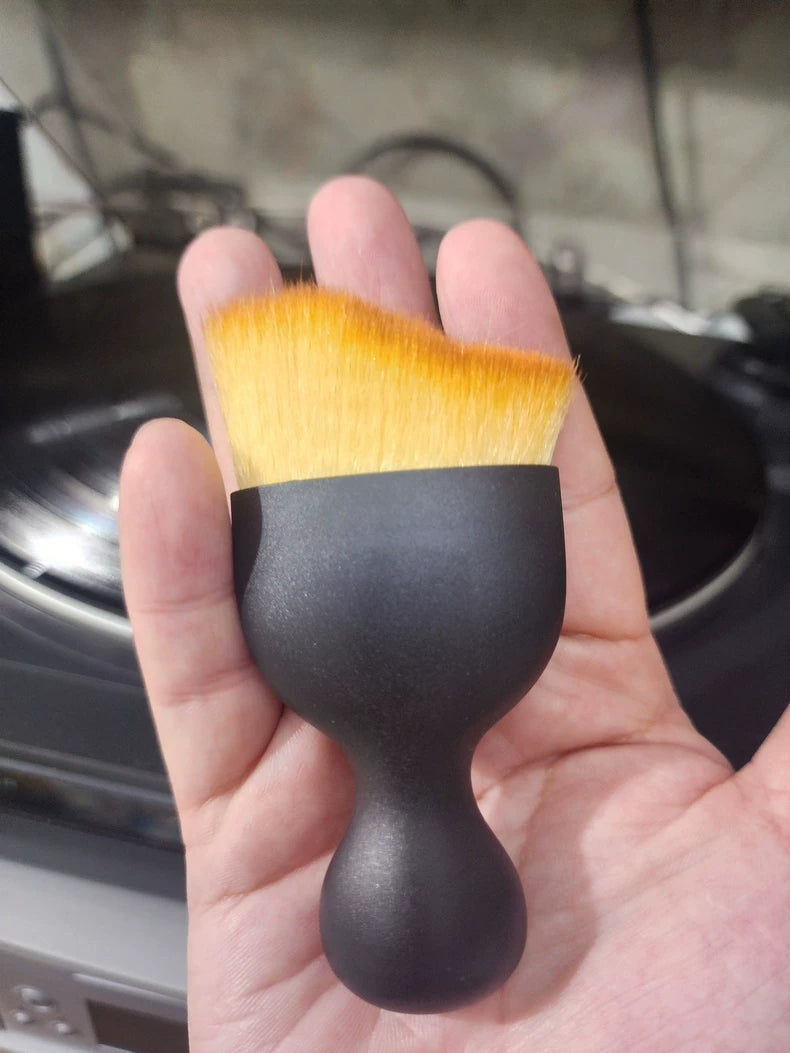 Soft-Bristle Vinyl Record Cleaning Brush – actual product photo 5
