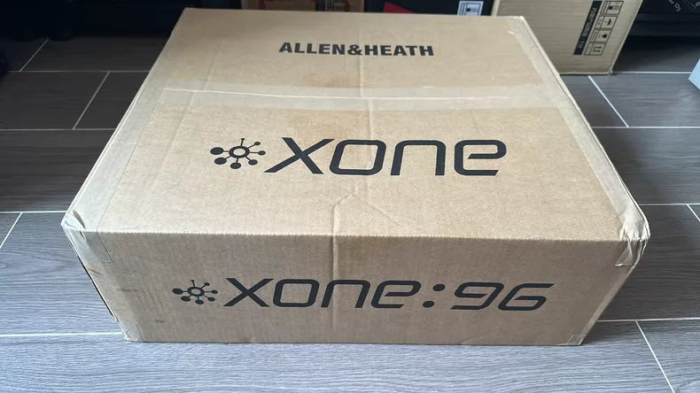 Allen & Heath Xone:96 DJ Mixer – source photograph 2