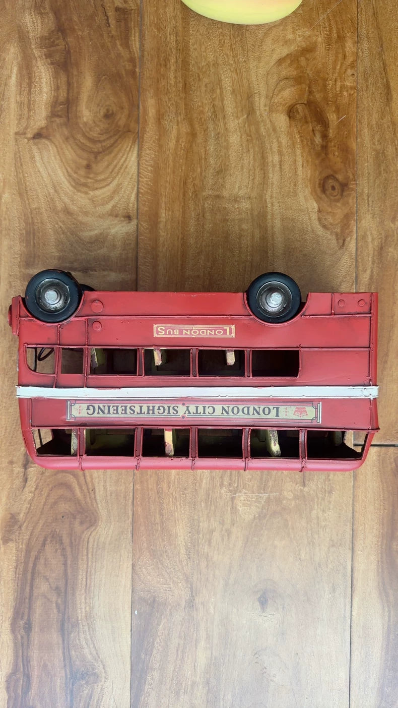 British Double-Decker Bus – Vintage-Style Metal Model – actual product photo 4
