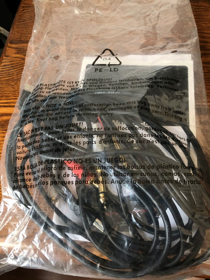 Numark Mixtrack Pro – DJ Controller with Cables & Documentation – actual item photograph 8