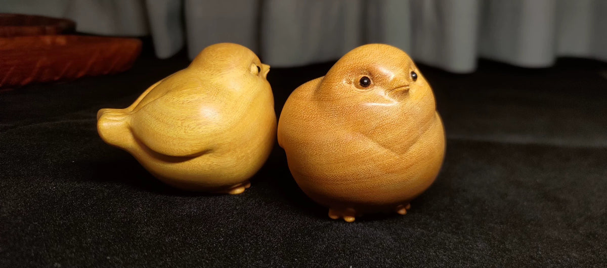 Carved Wooden Bird, 7 cm 2