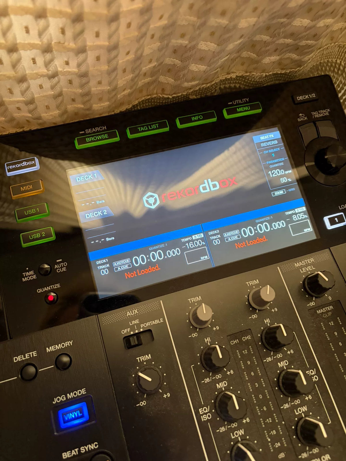 Pioneer DJ XDJ-RR – All-in-One DJ System – Pre-Owned