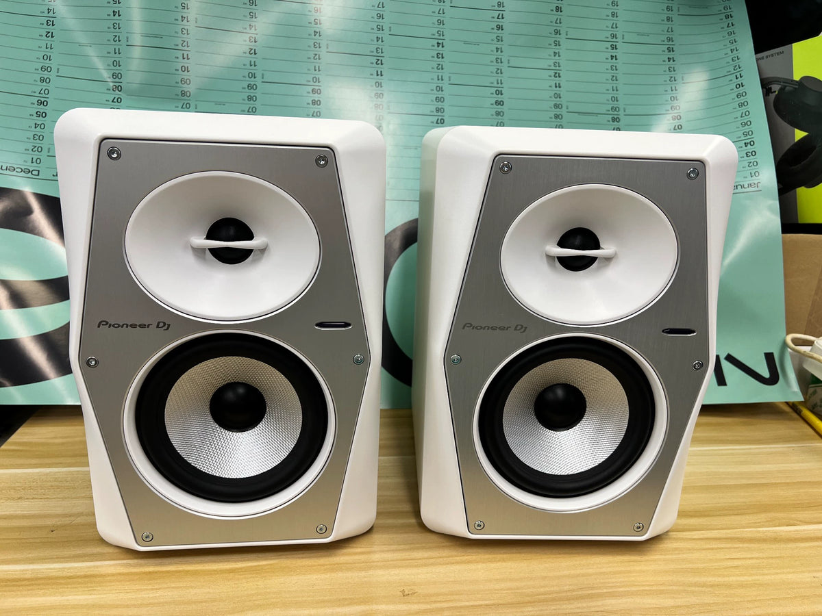 Pioneer DJ VM-50-W – White Active Monitor Pair, 220V