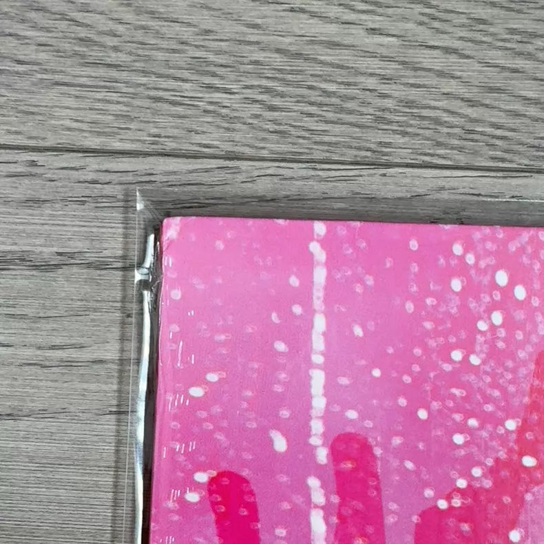 Doja Cat Hot Pink vinyl corner detail