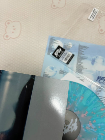 Poppy – Empty Hands – Signed Pink & Blue Vinyl — detail 5