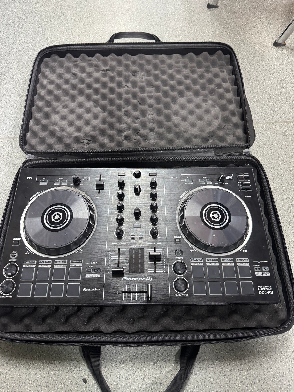 Pioneer DDJ-RB – Used DJ Controller