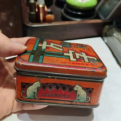 Republic-Era Shanghai Dazhong Bookstore Illustrated Tin Box — detail 6