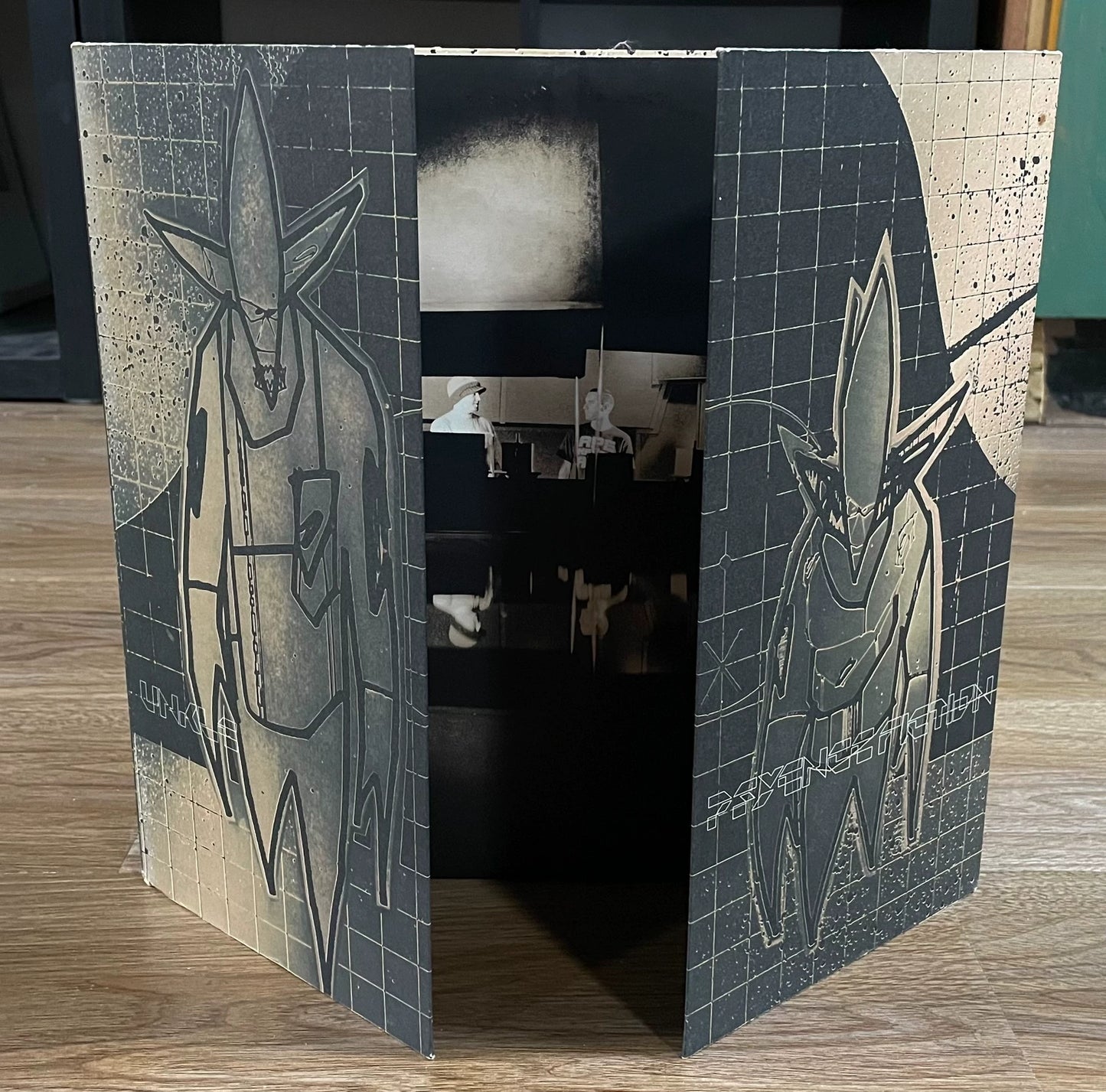 UNKLE – Psyence Fiction 1998 UK First-Press Limited Vinyl LP — product detail 4