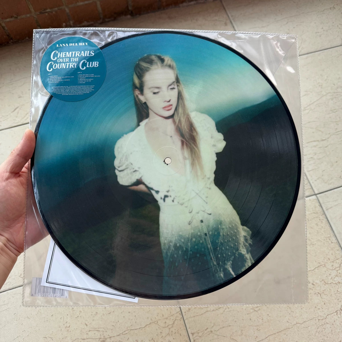 Lana Del Rey – Chemtrails Over The Country Club – Picture Disc LP