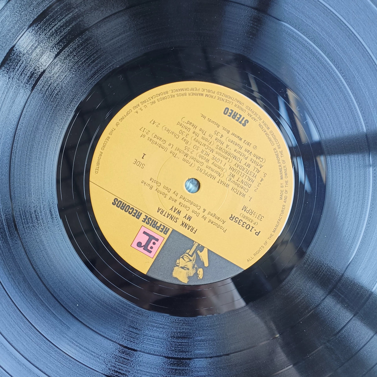 Frank Sinatra – My Way – Japanese LP with OBI – actual item photograph 4