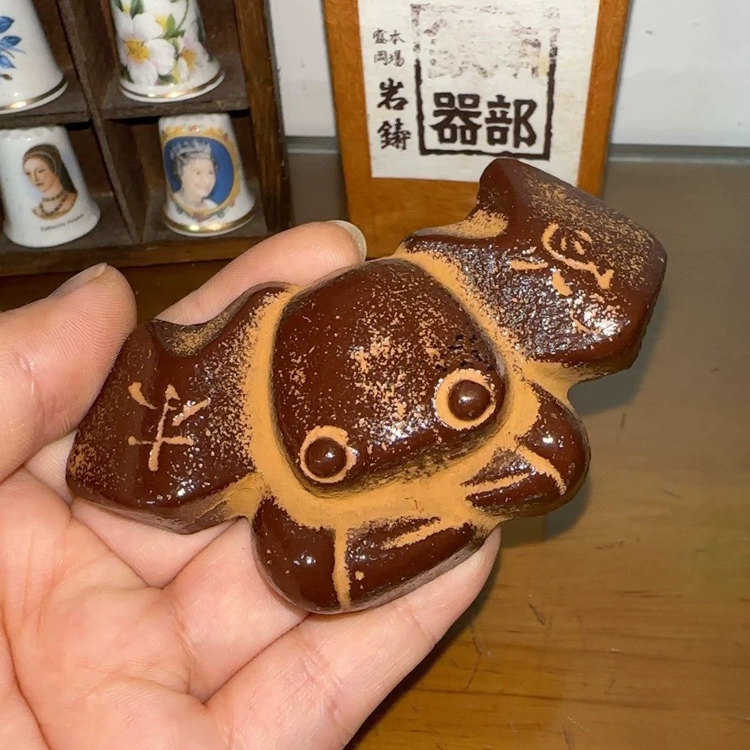 Nambu Ironware Crab Paperweight 3