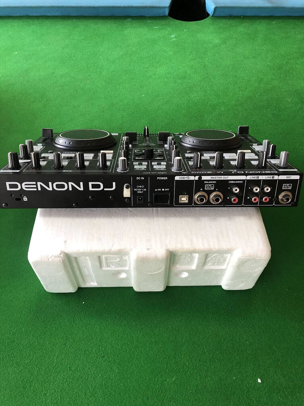 Denon DJ MC3000 – Boxed DJ Controller – actual item photograph 5