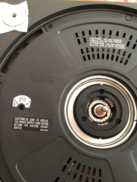 Technics SL-1210MK5 DJ Turntable – International Voltage – product view