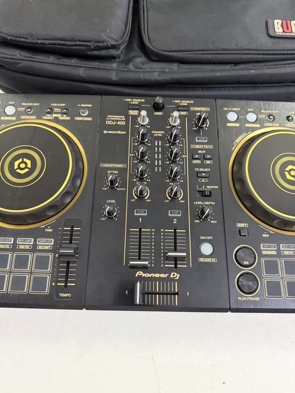 Pioneer DJ DDJ-400 – Used DJ Controller – actual item photograph 4