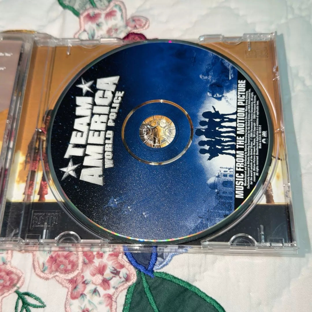 Team America: World Police – Motion Picture Soundtrack (CD) – photo 4