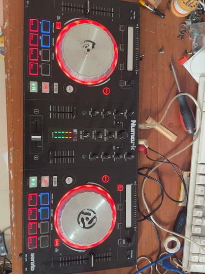 Numark Mixtrack Pro 3 – Used DJ Controller – actual item photograph 1