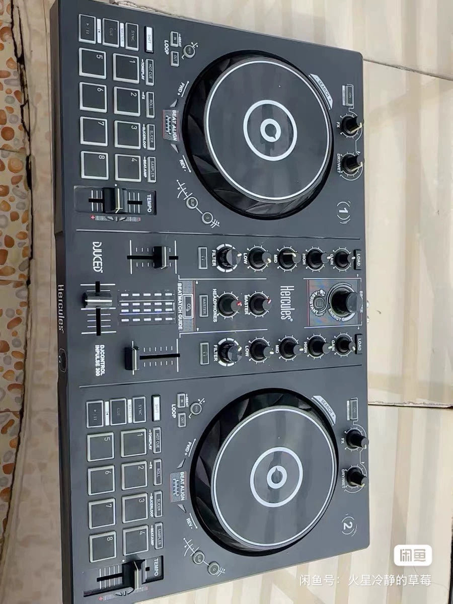 Hercules 300 DJ Controller 1