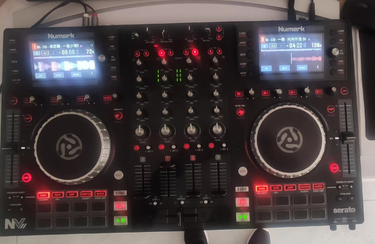 Numark NV II – Controller with Power Adapter and USB Cable – actual item photograph 2