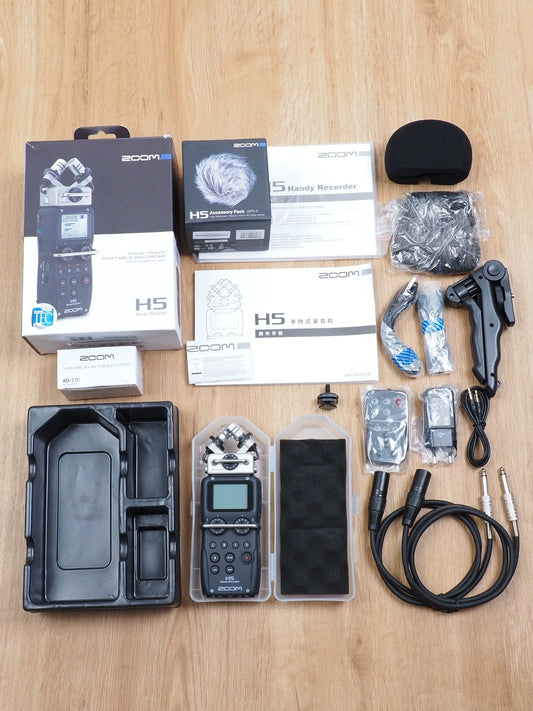 Zoom H5 Portable Recorder with Accessories – photo 1