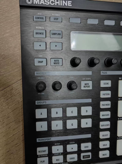 Native Instruments Maschine MK2 – Used Production Controller