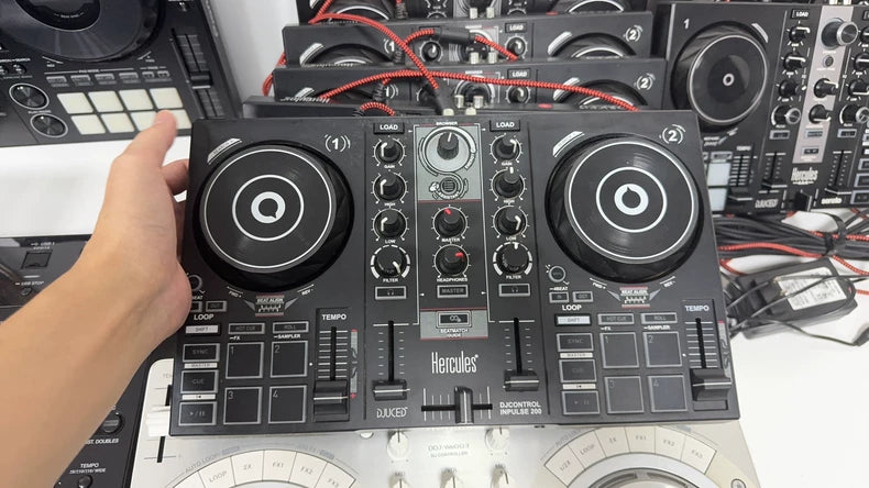 Hercules DJControl Inpulse 200 – DJ Controller