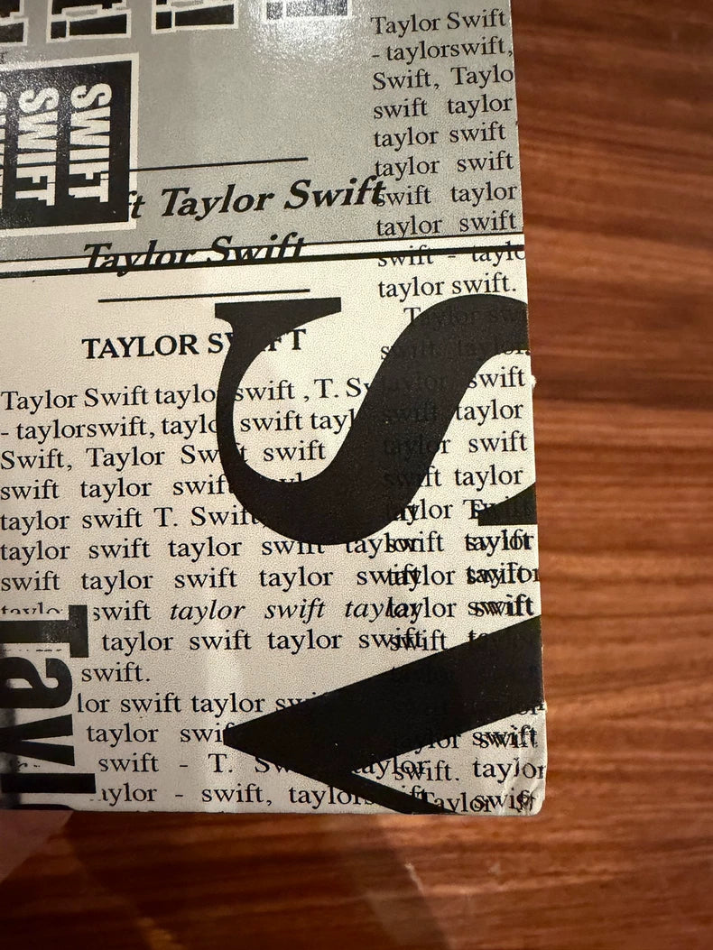 Taylor Swift – Reputation FYE Limited Orange Vinyl 2LP — detail 2