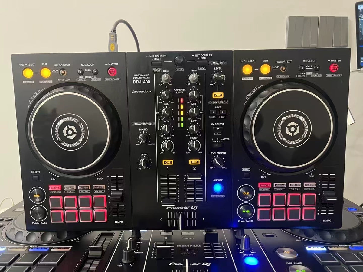 Pioneer DJ DDJ-400 – Used DJ Controller – actual item photograph 1