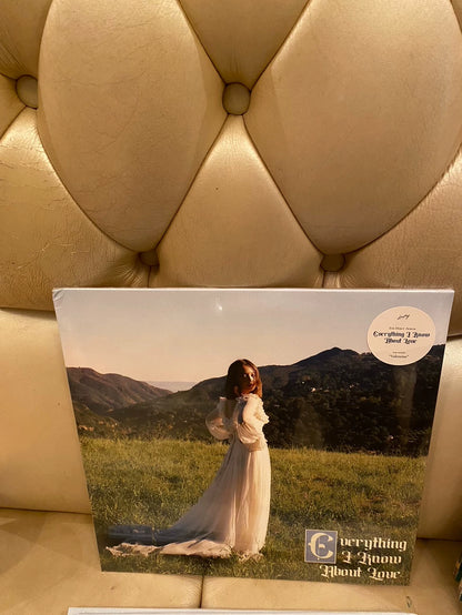 Laufey – Everything I Know About Love – Vinyl (LP) — photo 6