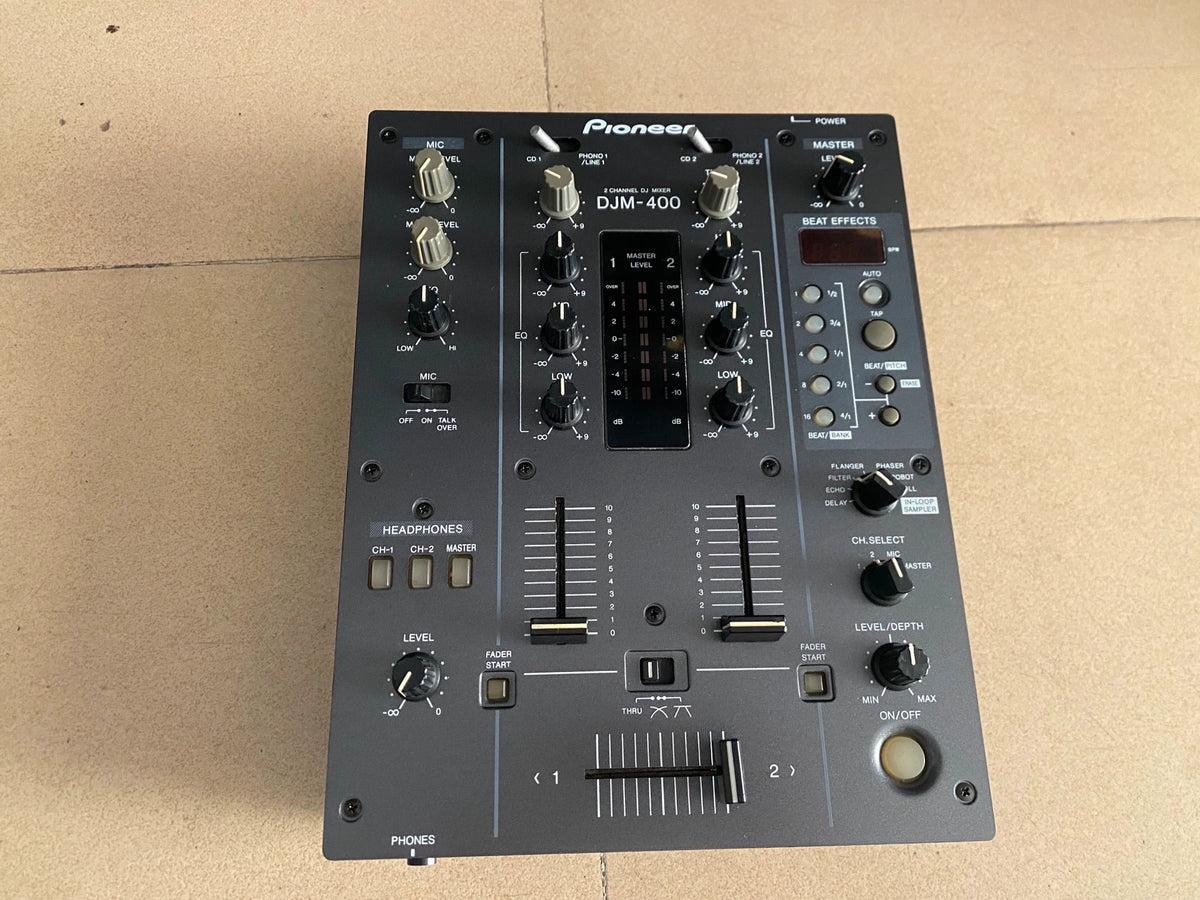 Pioneer DJM-400 – Two-Channel DJ Mixer – actual item photograph 1