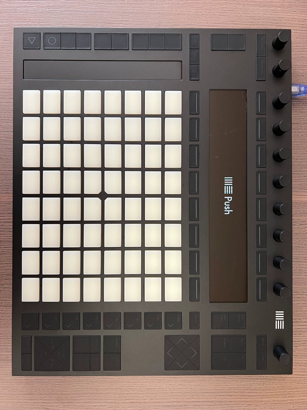 Ableton Push 2 – MIDI Performance Controller – actual item photograph 6