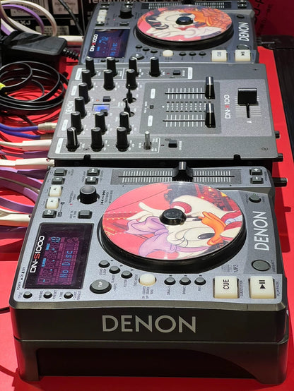 Denon DN-S1000 Players and DN-X100 Mixer – DJ System – source photograph 4