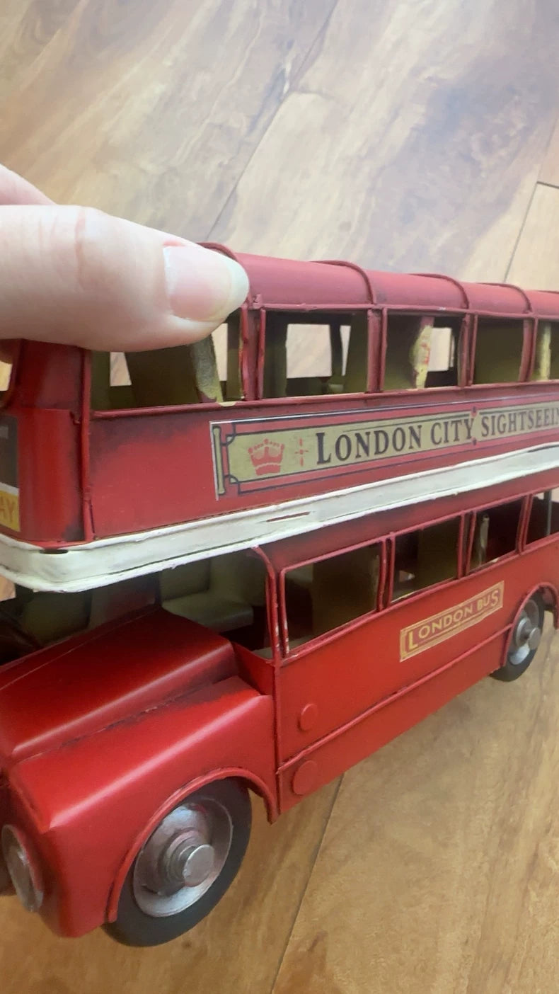 British Double-Decker Bus – Vintage-Style Metal Model – actual product photo 2