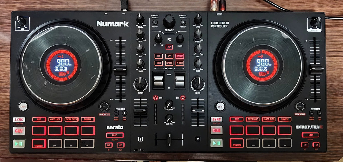Numark Mixtrack Platinum FX – DJ Controller with Carry Bag – actual item photograph 5