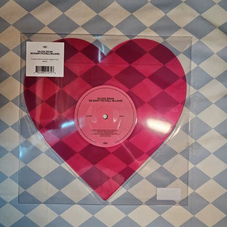 Olivia Dean – So Easy (To Fall in Love), Heart-Shaped Vinyl – photo 1
