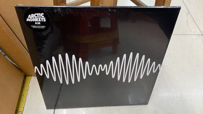 Arctic Monkeys AM vinyl record