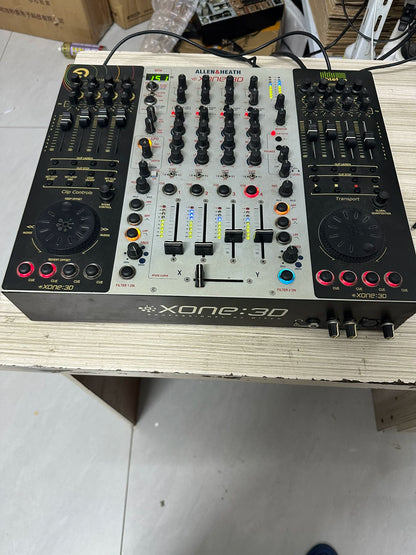 Allen & Heath Xone:3D – DJ Mixer & MIDI Controller – actual item photograph 1